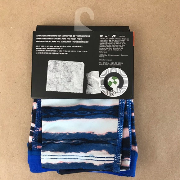 NWT Women’s Nike Pro Calf Sleeves XS/S Tiger Blue - Picture 3 of 4